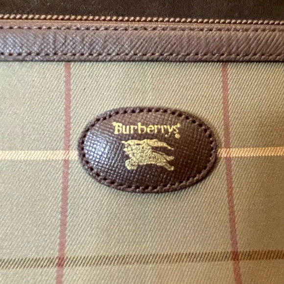 Burberrys plaid cosmetic pouch - Picture 8 of 9